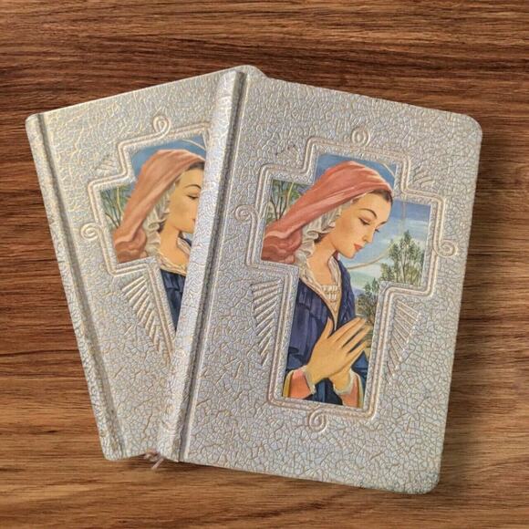 The Bible Story 2 Volumes Library of Catholic Devotion Vintage Gold Edges 1959 - Picture 1 of 5